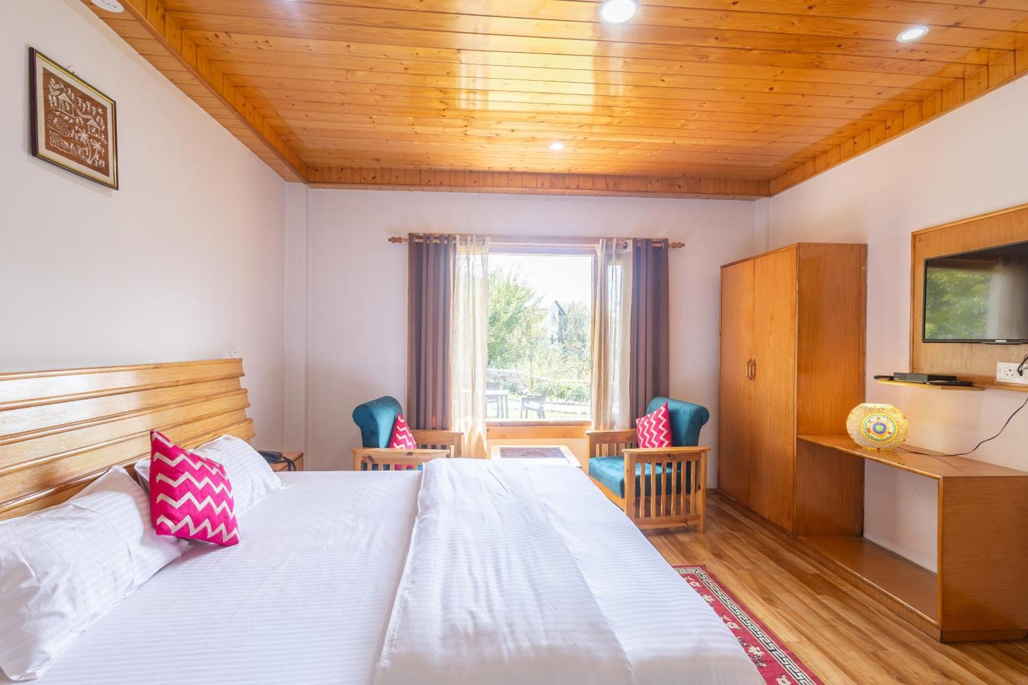 Aroha Residency- A Countryside Resort Manāli Esterno foto