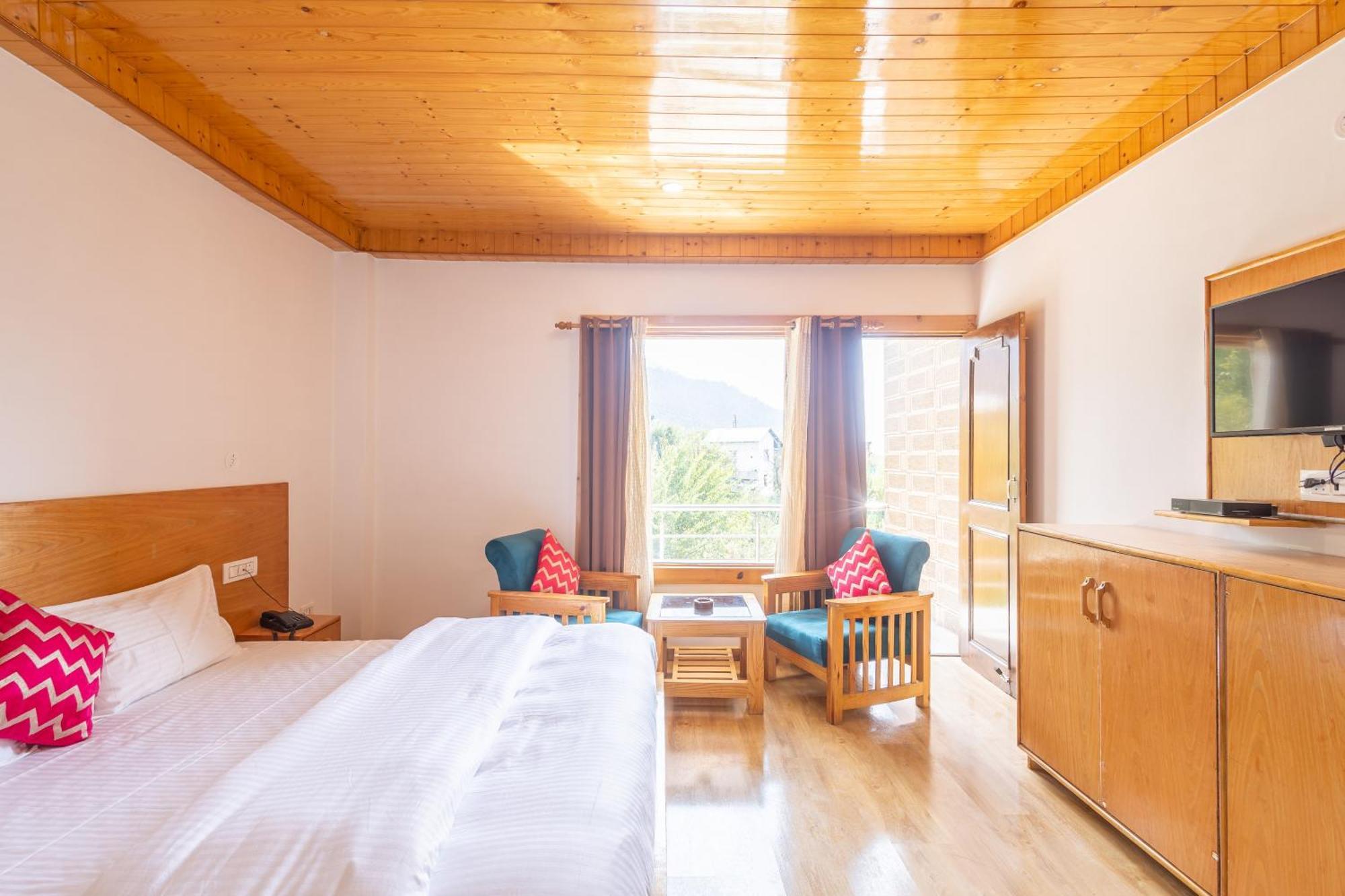 Aroha Residency- A Countryside Resort Manāli Esterno foto