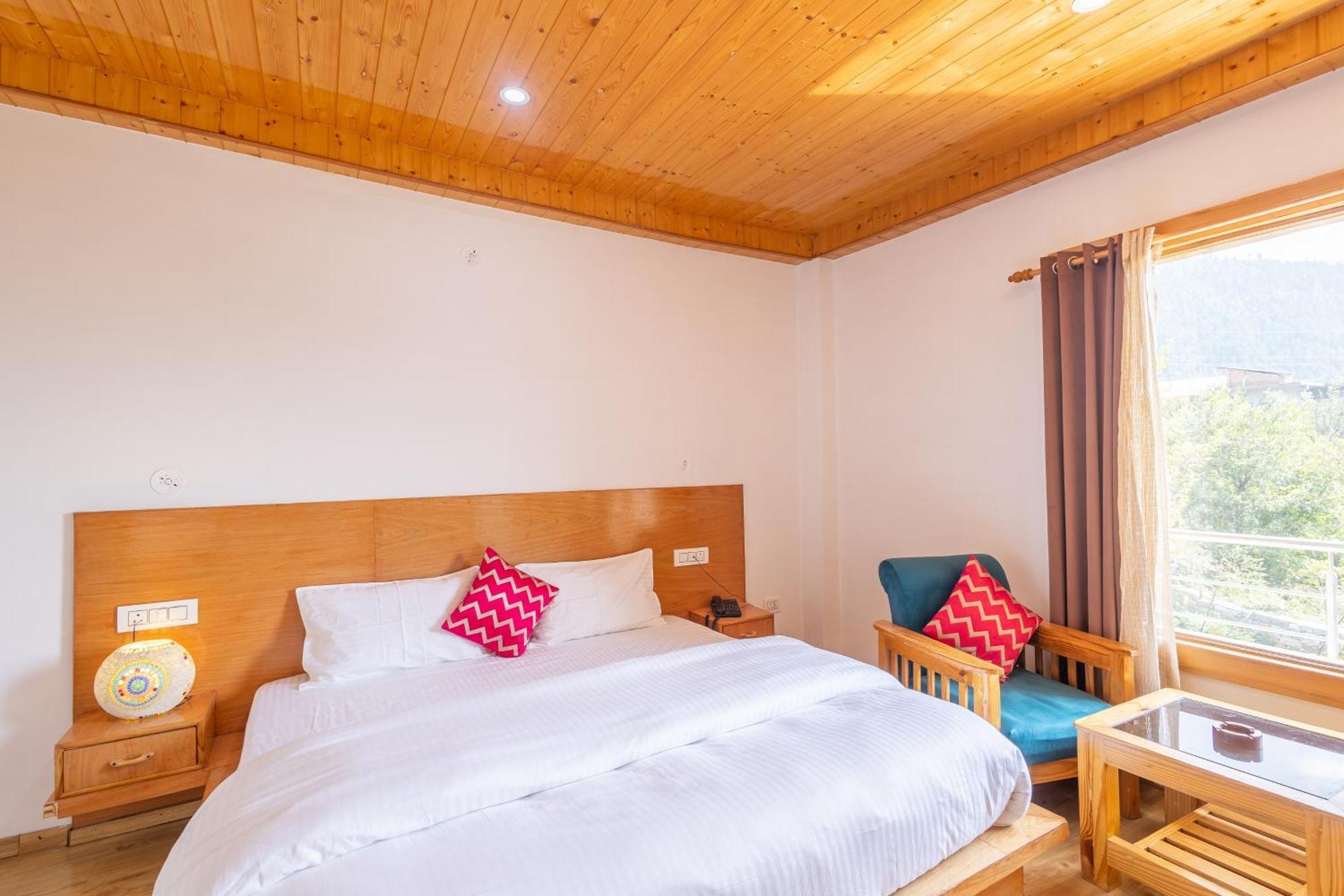 Aroha Residency- A Countryside Resort Manāli Esterno foto
