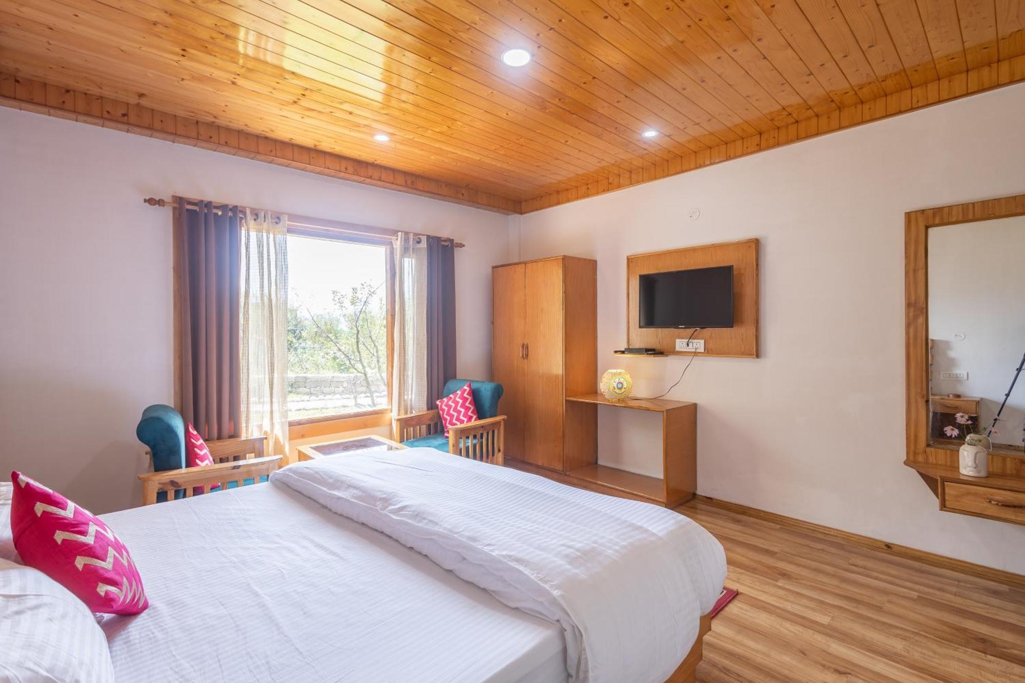 Aroha Residency- A Countryside Resort Manāli Esterno foto