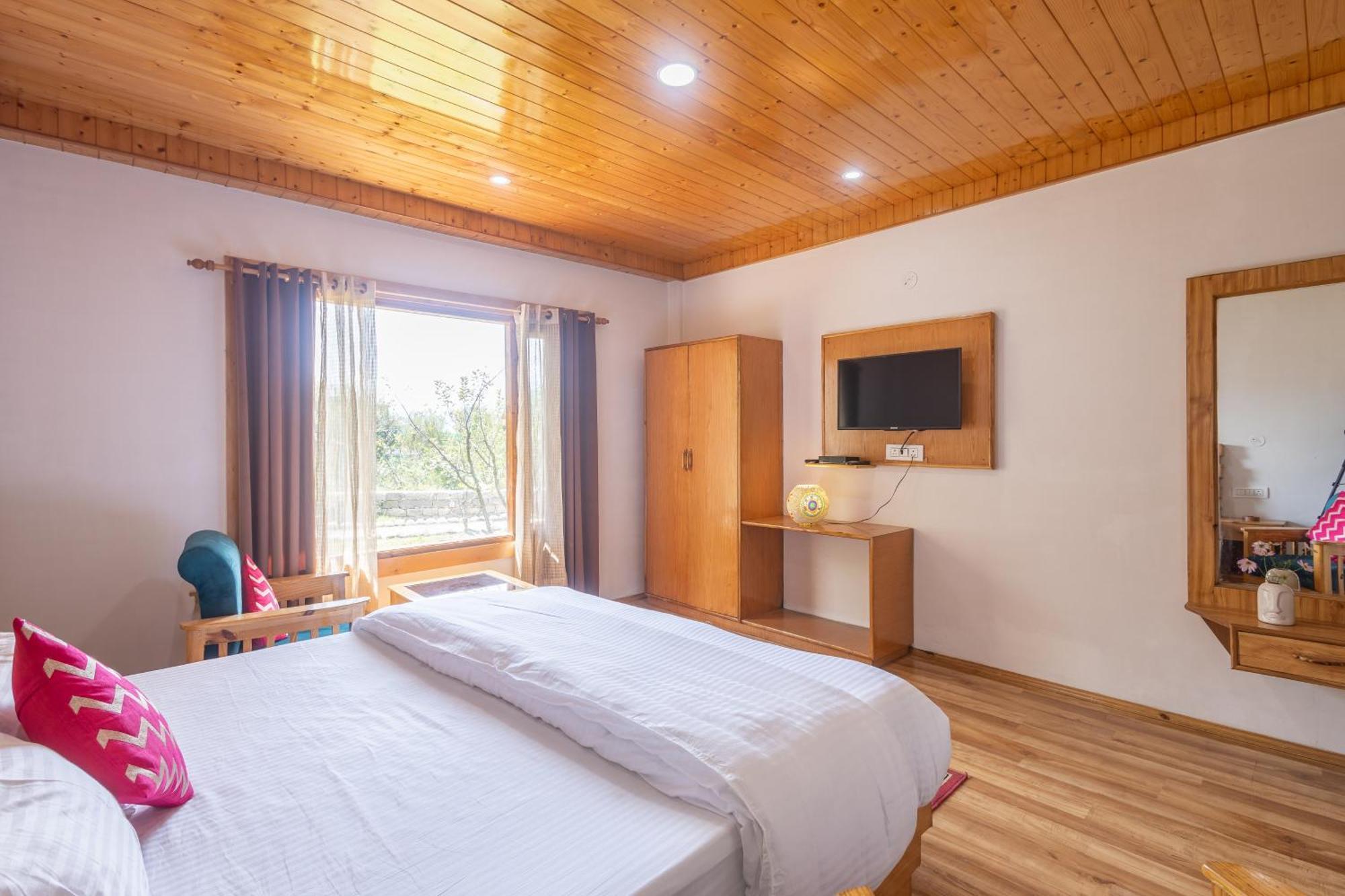 Aroha Residency- A Countryside Resort Manāli Esterno foto